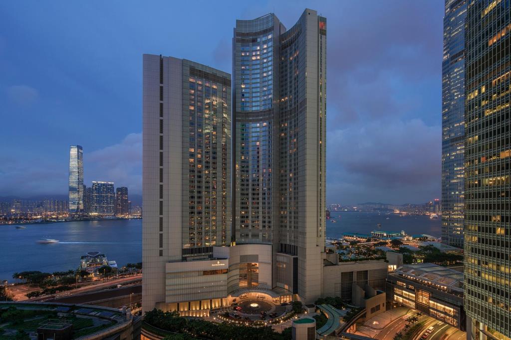 香港住宿攻略:香港15家维多利亚港海景酒店推荐,欣赏维港夜景和贺岁